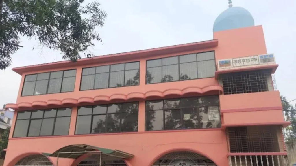 ইমামের কাছে যুবদলের দুই নেতার লাখ টাকা চাঁদা দাবি