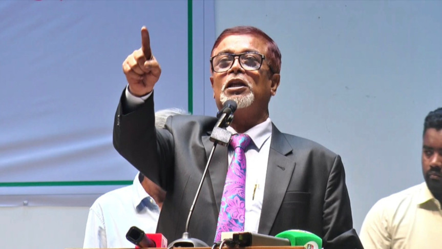 ধনী-দরিদ্র ব্যবধান কমাতে প্রধানমন্ত্রীর আরও চমক রয়েছে : সাখাওয়াত হোসেন