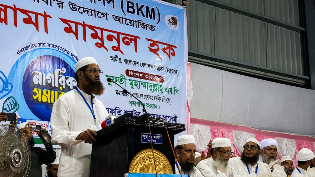 গণভোটের রায় বাস্তবায়ন ছাড়া সংসদ চলতে পারে না: মাওলানা মামুনুল হক